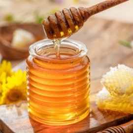 Câtă miere este recomandat să consumi pe zi