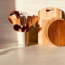 Cum se curăţă şi se păstrează ustensilele de lemn din bucătărie