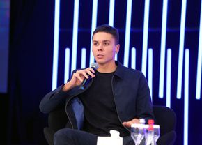 „Victoria e o senzație ce dă dependență” » David Popovici, mesaj motivațional pe o scenă din Dubai: „Nu așteptați (…)