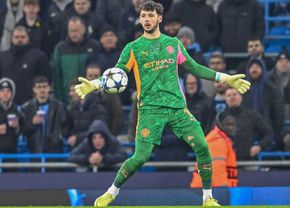 Pe Pep Guardiola îl paște o criză de portari » Ei vor să plece în ianuarie