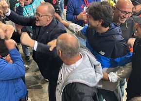 Are o avere de 70 de milioane de dolari și a surprins pe toată lumea la FCSB - Bologna » A coborât din lojă și a (…)