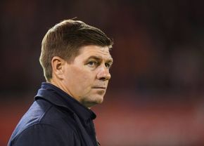 Steven Gerrard, aproape de revenirea pe bancă, la scurt timp după ce a refuzat-o pe Rangers
