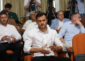 CS Dinamo s-a delimitat de fanii lui FC Dinamo, Andrei Nicolescu a răspuns poetic în social media: „E imaginea (…)