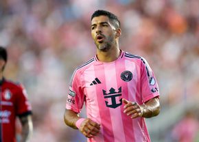Luis Suarez a primit încă o suspendare drastică, după ce și-a scuipat adverasarul în față