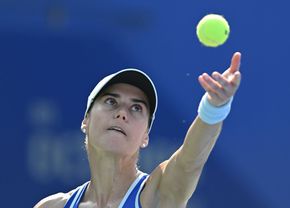 Sorana Cîrstea a învins-o categoric pe Katie Boulder și s-a calificat în sferturile de finală de la Osaka!