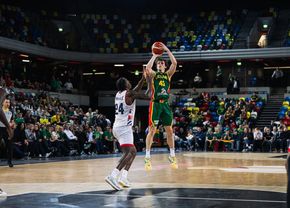 9 puncte în 10 secunde! Un lituanian a reușit una dintre cele mai incredibile secvențe din istoria baschetului: „E (…)