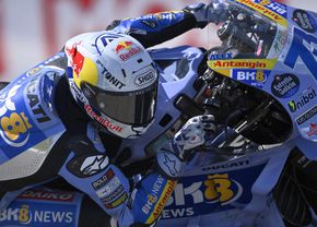 Alex Marquez triumfă în Catalonia și amână încoronarea fratelui său