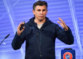 Lupescu, ironic la adresa lui Burleanu: „Uraaaa!” + Îl ridiculizează pe Andrei Vochin: „Nu se pricepe, s-a băgat aiurea”