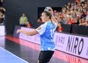 CSM București a învins echipa selecționerului și continuă parcursul perfect în „Liga Florilor”