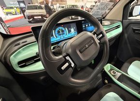 Atracție la Salonul Auto București 2025: CityZEN, micromașina cu suflet românesc care poate fi condusă de la 16 ani