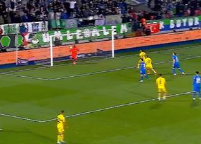 Epic fail! Gafa de proporții a declanșat dezastrul în meciul echipei lui Valentin Mihăilă