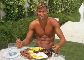 Stilul de viață excentric al internaționalului Spaniei: „Pe așa ceva dau eu banii, nu pe ceasuri!” » Ce dietă a adoptat