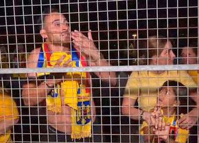 „Demisia, gata!” » Furie după Cipru - România: „Să le fie rușine! S-au făcut că vorbesc la telefon, ăsta e respectul!”