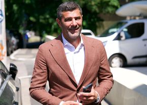 Dani Coman l-a sunat pe Victor Angelescu în miez de noapte: „A lăsat-o așa. Îl rog public”