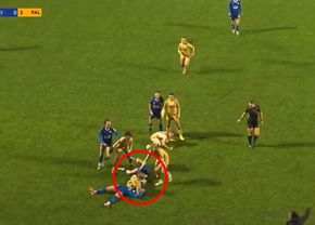 Imagini halucinante pe terenul de fotbal! Mișcare de judo prin care și-a făcut KO adversara