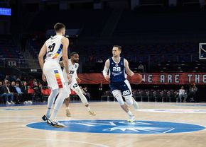 U-BT Cluj-Napoca, înfrângere la Istanbul, după un sfert 4 de coșmar: alb-negrii, fără coș timp de 6 minute!