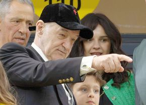 Episod INCREDIBIL » Când Becali a vorbit cu antrenorul FCSB în timpul derby-ului: „Mi-a zis să-l scot. Știți ce i-am (…)