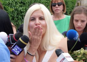 Elena Udrea a ieșit pe poarta Penitenciarului Târgșor, după 3 ani de detenție: „N-aș mai face Gala Bute” + „Îi (…)