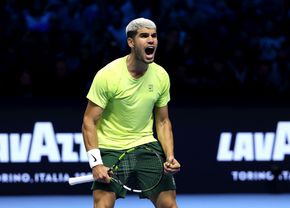 A treia victorie la Turneul Campionilor pentru Carlos Alcaraz, care va termina anul 2025 pe locul 1 în clasamentul (…)