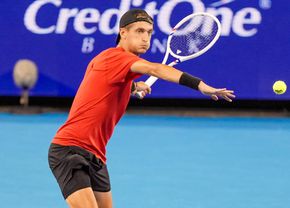 „Revelația” de la Cincinnati, încă un succes cu un jucător din Top 10 și calificare în semifinale unde îl așteaptă (…)