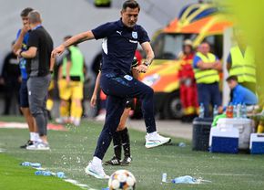 Mirel Rădoi a părăsit în cele din urmă stadionul, la o oră de la încheierea partidei, după ce i-a fost acordat (…)