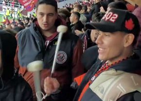 „Bat toba pentru titlu!” » Revenit acasă, Antonio Sefer e nelipsit din galeria Rapidului și dezvăluie ce afacere își (…)