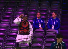 Cu fanii români nu te plictisești! » Prezențe de senzație în tribune, la România - Croația, debutul în grupa de Mondial