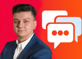 Auziți cum scârțâie balamalele la FCSB?