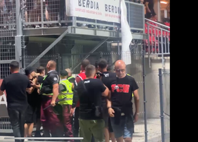 Acuzații grave după Csikszereda - Dinamo » Ce s-ar fi întâmplat înainte de meci: „Au dat cu gaze și pe copii”