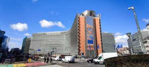 Comisia Europeană trimite România în faţa Curţii de Justiţie a UE pentru că nu monitorizează calitatea aerului în (…)