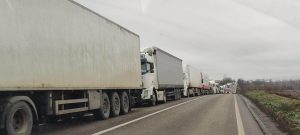 Transportatorii care se sustrag de la verificarea masei şi a dimensiunilor vehiculelor de marfă riscă amenzi mari