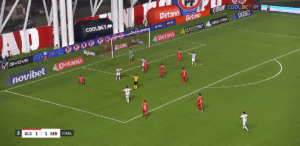 Moment de necrezut în Chile. O echipă a marcat pe final, însă arbitrul a dictat corner