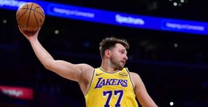 Los Angeles Lakers, eşec pe teren propriu cu Phoenix Suns. Luka Doncic a marcat 38 de puncte
