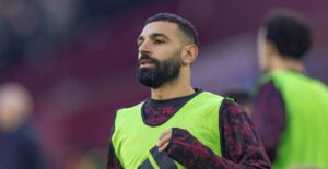 Wayne Rooney l-a cerut out din lotul lui Liverpool pe Mo Salah: “Ar trebui ca Slot să îşi arate autoritatea”