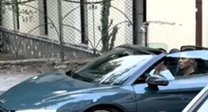Ce i s-a întâmplat lui David Popovici în benzinărie, atunci când a oprit să alimenteze bolidul de 120.000 euro!