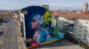 Mural pe 400 mp cu David Popovici, pe o clădire din Timişoara