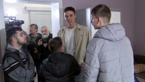 David Popovici, încă o dată campion în afara bazinului: casă pentru 12 copii cu nevoi speciale