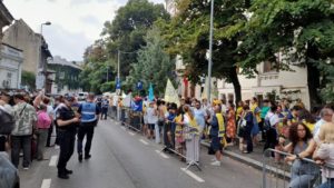 Protestele din Educație au continuat, astăzi, pentru a 15-a zi consecutiv, sindicaliștii manifestând din nou în fața (…)
