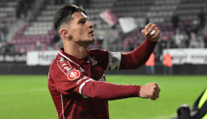 Alexandru Dobre, dialog cu un suporter al “câinilor”: “Să nu mai înjuri Dinamo!” I-a cerut scuze şi lui Zeljko Kopic