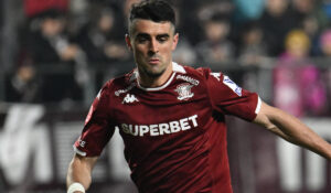 Alex Pașcanu a răbufnit după U Cluj – Rapid 0-0. Fundașul a criticat arbitrajul: “Penalty clar!”