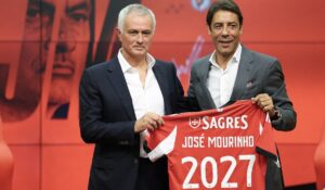 Jose Mourinho, cuvinte uriașe după prezentarea oficială la Benfica: “Una dintre cele mai mari echipe din lume”