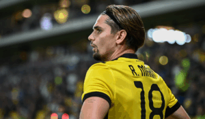 Răzvan Marin a marcat pentru AEK Atena în Conference League. Gol cu noroc pentru mijlocașul român. Nota primită