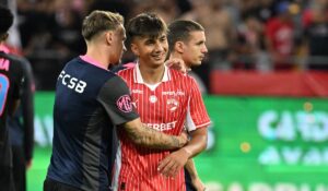 Alex Musi a fost în tribune la FCSB – Aberdeen 3-0! Gestul pe care l-a făcut Gigi Becali atunci când l-a văzut