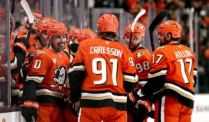 Detroit Red Wings – Anaheim Ducks 2-5. Leo Carlsson şi-a trecut în cont 4 puncte