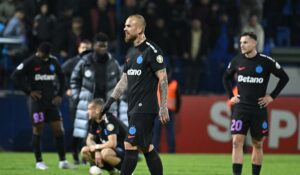 Mihai Stoica a anunțat marea împăcare dintre Denis Alibec și galerie! Moment inedit pregătit înainte de FCSB – Bologna