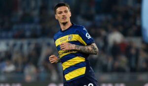 Dennis Man, aproape de transferul verii! Fabrizio Romano a făcut anunţul. Echipa unde poate ajunge tricolorul