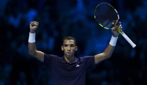Felix Auger-Aliassime s-a calificat în semifinale la Turneul Campionilor! Victorie în două seturi în faţa lui Zverev