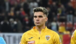 Ianis Hagi, lăudat după ce a preluat banderola naţionalei României: “Se comportă ca un adevărat căpitan”