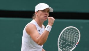 Fostul lider mondial WTA, Iga Swiatek, în sferturi la Wimbledon 2025! Nu i-a dat nicio şansă Clarei Tauson