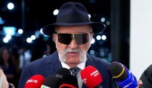 Ion Ţiriac, verdict categoric în scadalul în care sunt implicate Camelia şi Sabrina Voinea: “Cine sunt eu să o judec?”